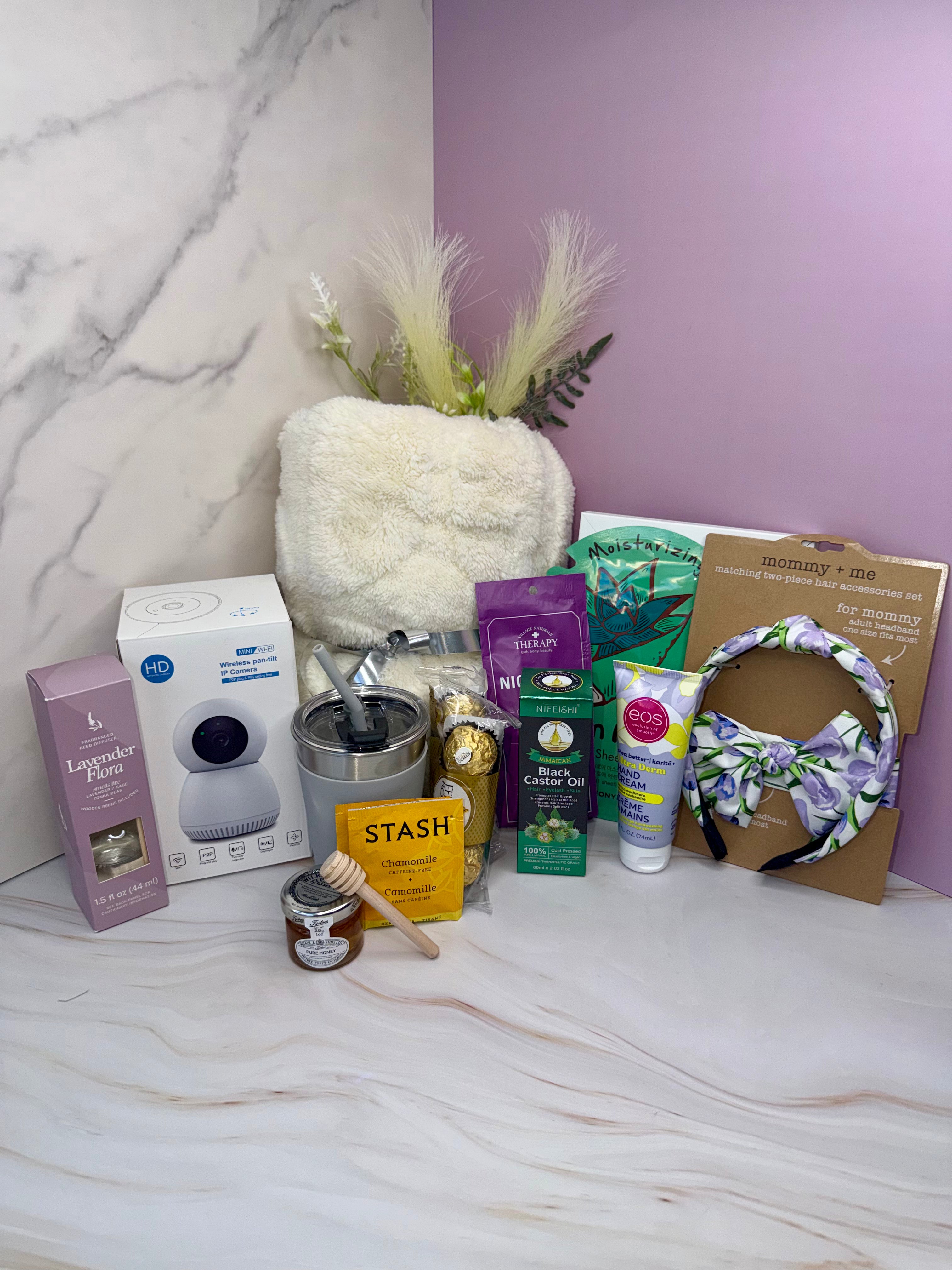 Mother in Bloom Gift Basket